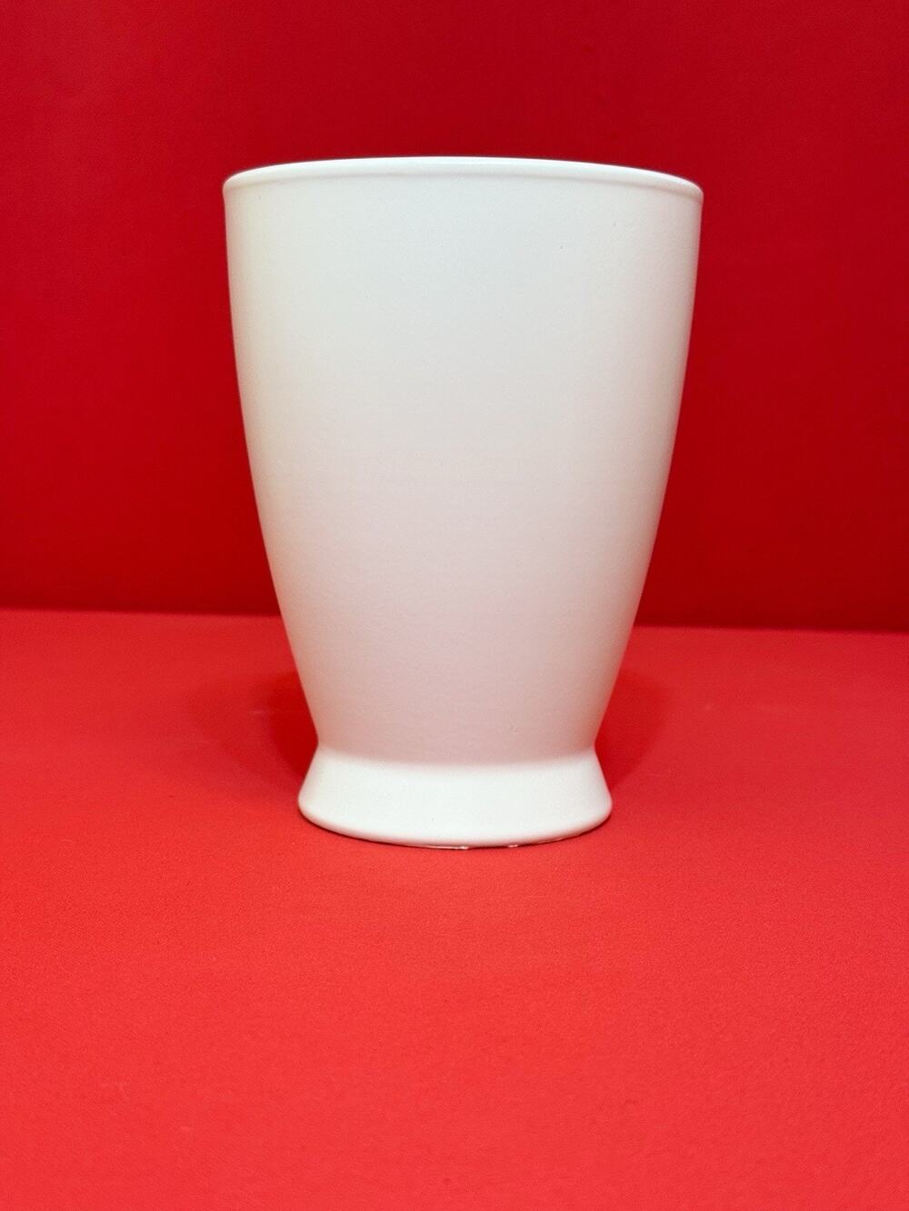 5x6.5”  White Ceramic Flower Orchid Pot